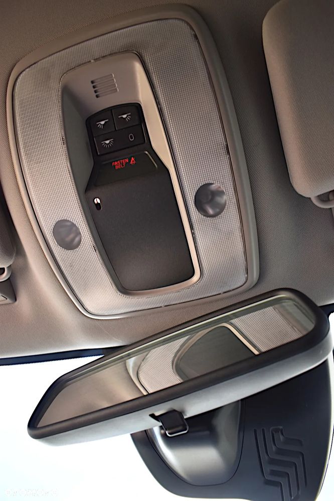 Volvo V60 DRIVe - 30