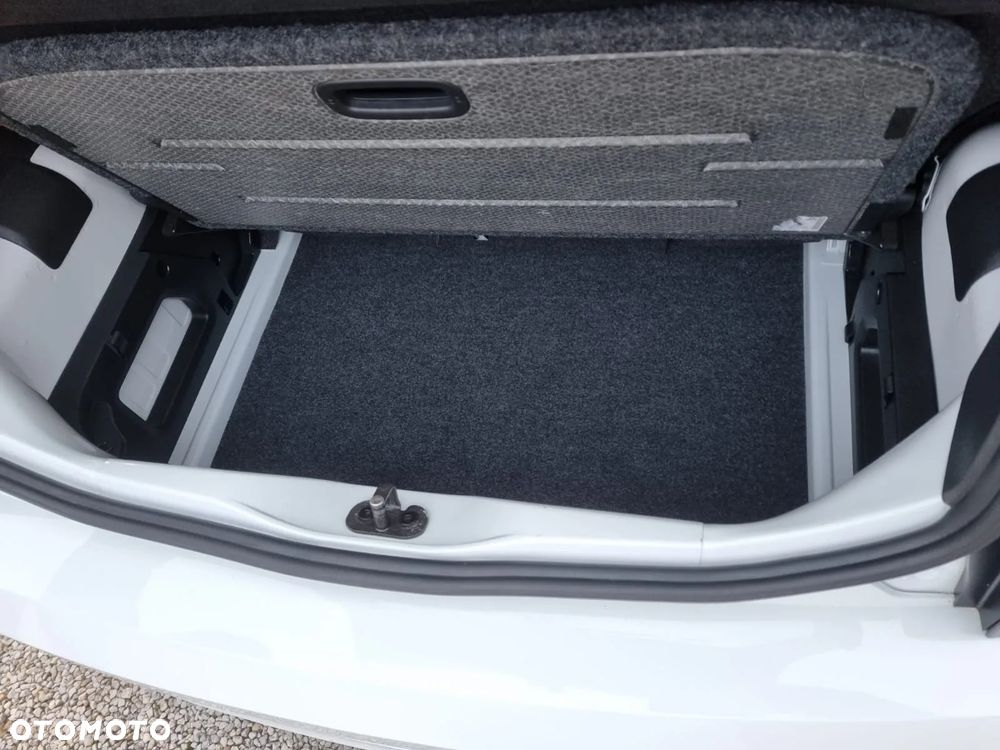 Volkswagen up! - 13