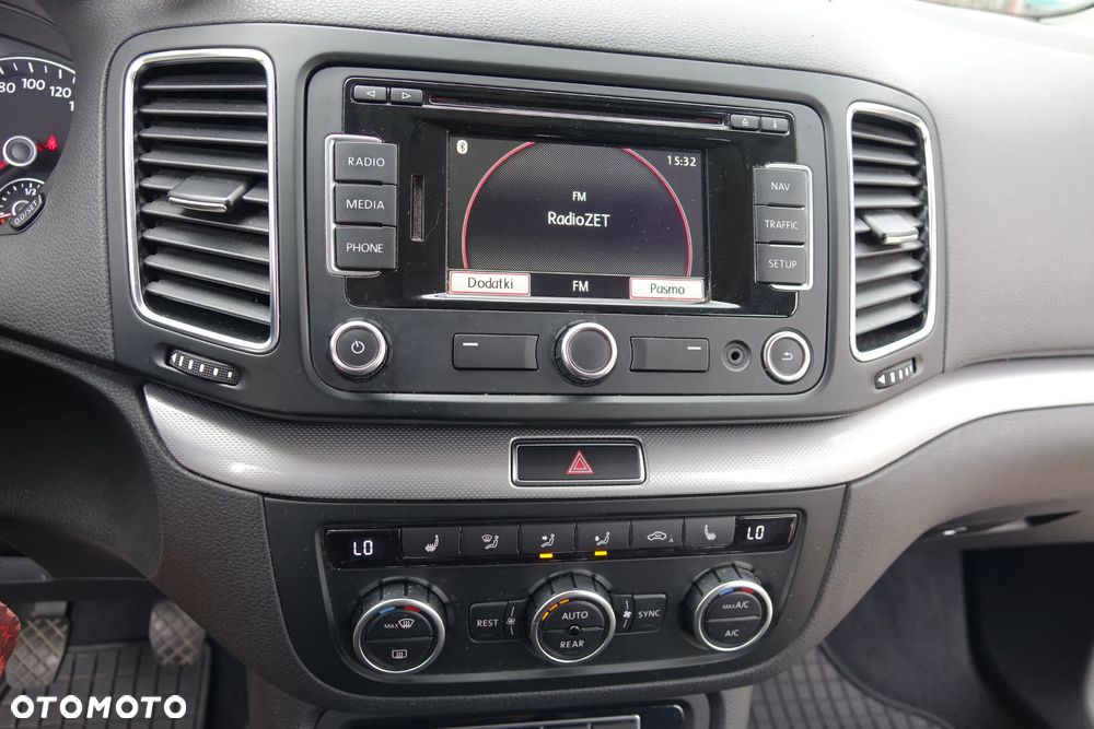 Volkswagen Sharan 2.0 TDI Highline - 21