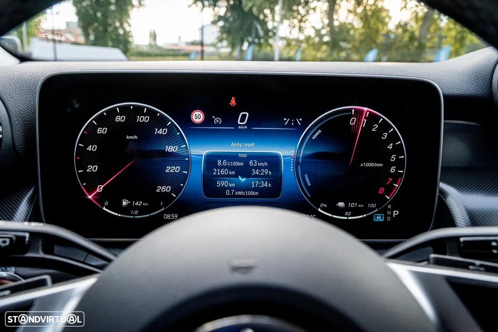 Mercedes-Benz GLC 300 e 4Matic 9G-TRONIC AMG Line Advanced - 28
