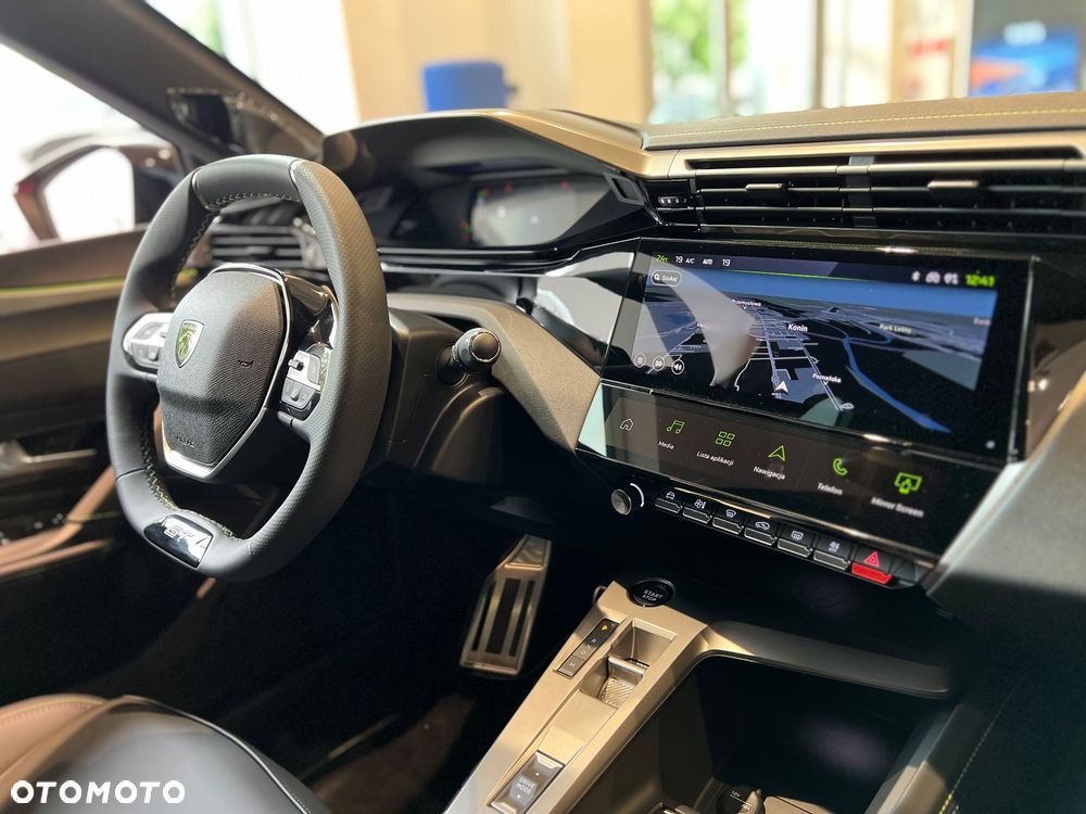Peugeot 408 1.2 PureTech mHEV GT Exclusive S&S e-DCS6 - 17