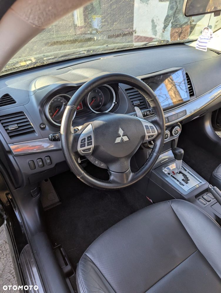 Mitsubishi Lancer - 27