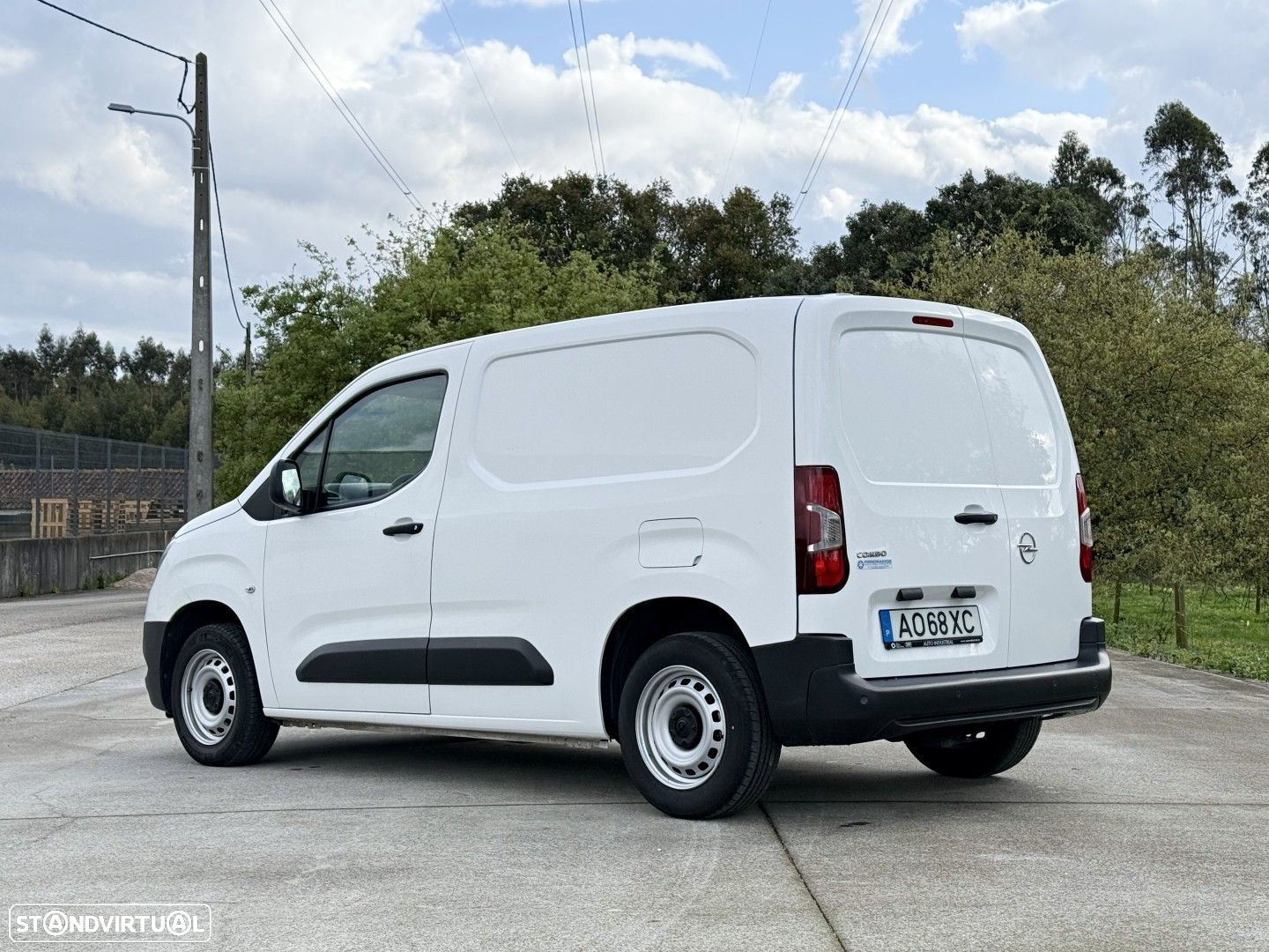 Opel Combo 1.5 CDTi L1H1 Caixa Fibrada - 2