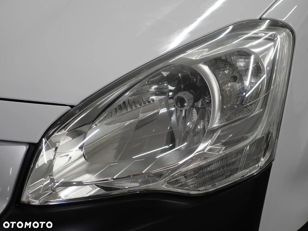 Peugeot Partner - 13