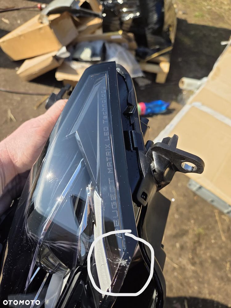 Lampa lewa przód przednia Peugeot 308 III e-308 P51 Matrix Full Led 6505378580 Reflektor lewy przód przedni Peugeot 308 III - 11