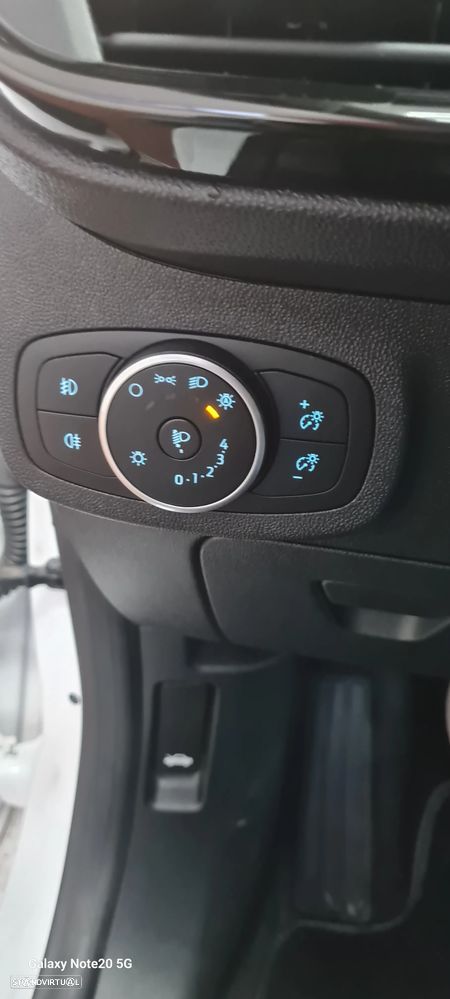 Ford Fiesta 1.0 EcoBoost Active - 20