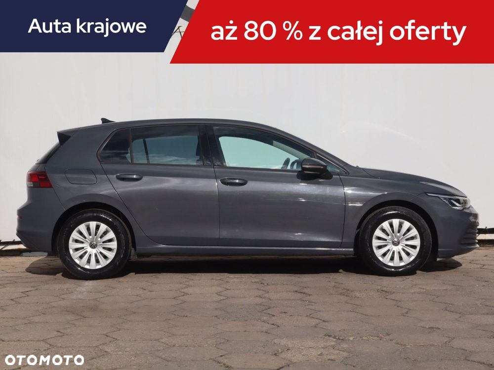 Volkswagen Golf - 8