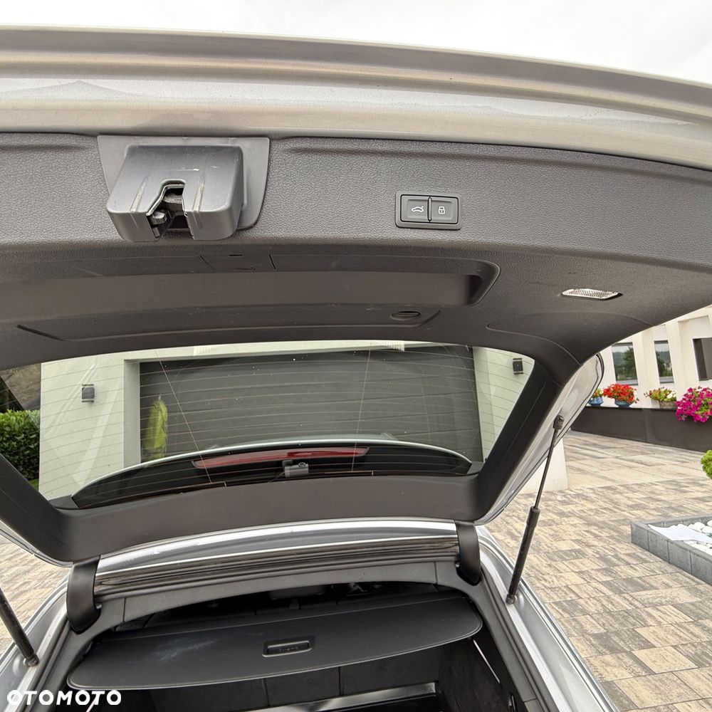 Audi A4 Avant - 25