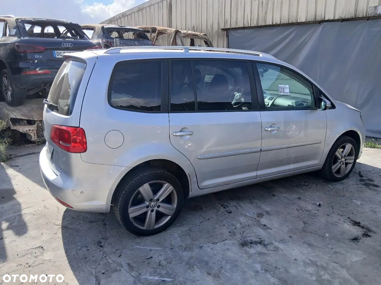 Volkswagen Touran 1.6 TDI DPF Comfortline DSG - 2