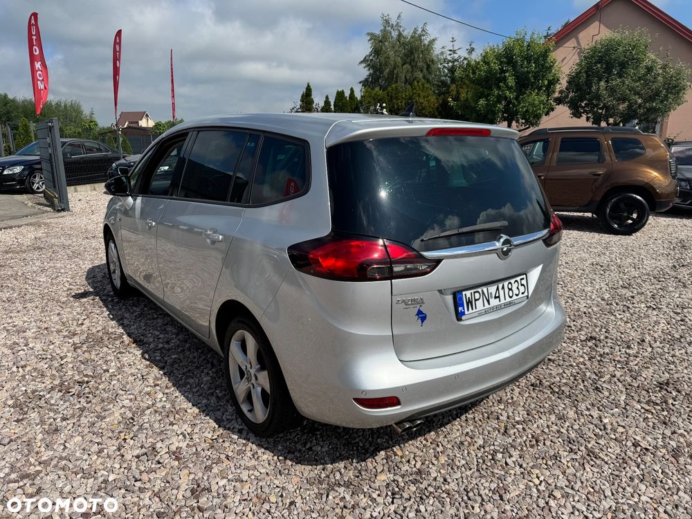 Opel Zafira - 15