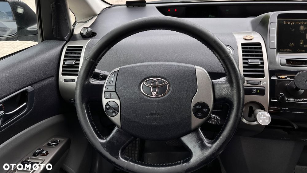 Toyota Prius 1.5 VVT-i Prestige - 13