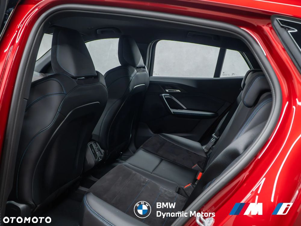 BMW iX2 eDrive20 - 24