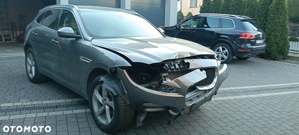 Jaguar F-Pace 2.0 i4D AWD Prestige - 3