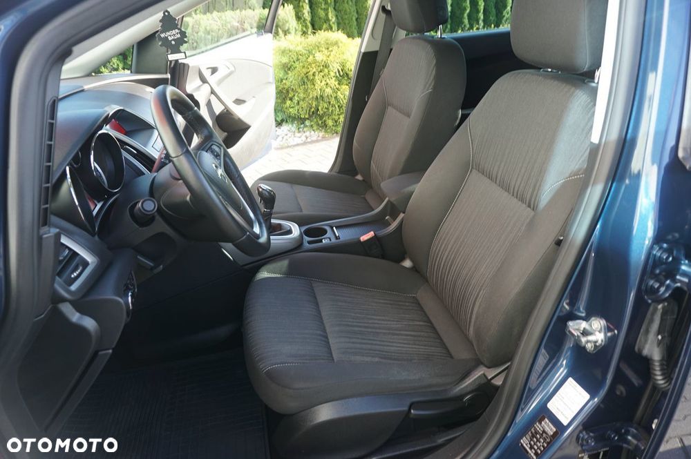 Opel Astra 1.4 T Enjoy S&S - 12