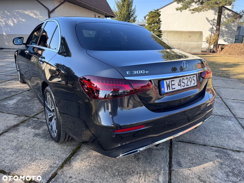 Mercedes-Benz Klasa E 300 AMG - 9