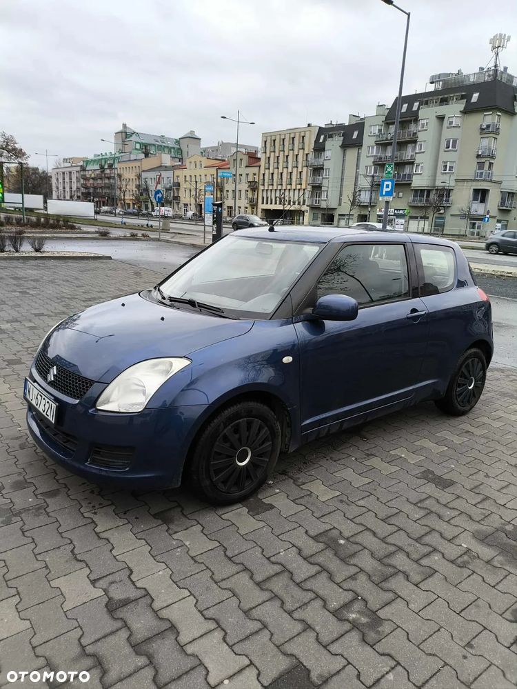 Suzuki Swift - 3