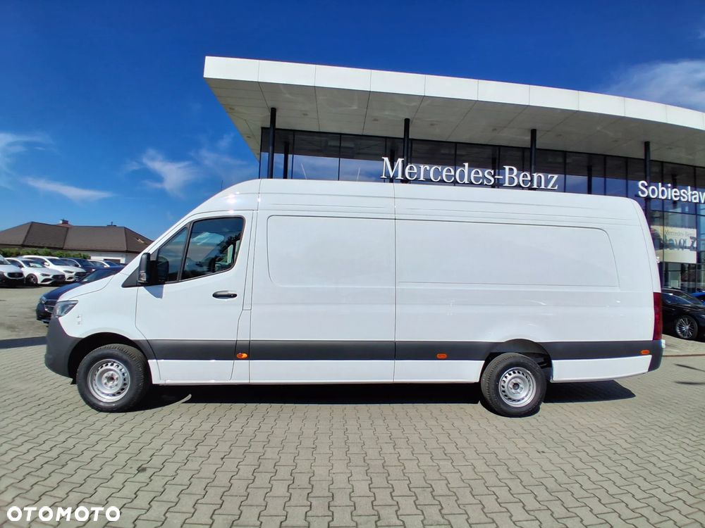 Mercedes-Benz Sprinter - 2
