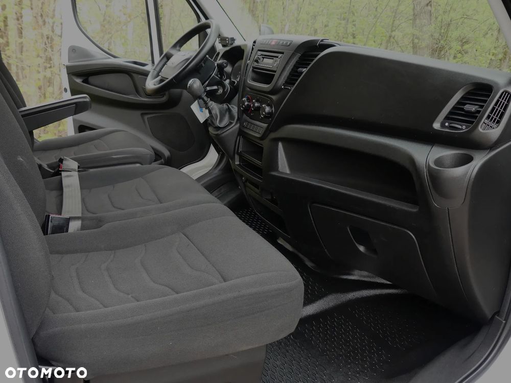 Iveco Daily - 12