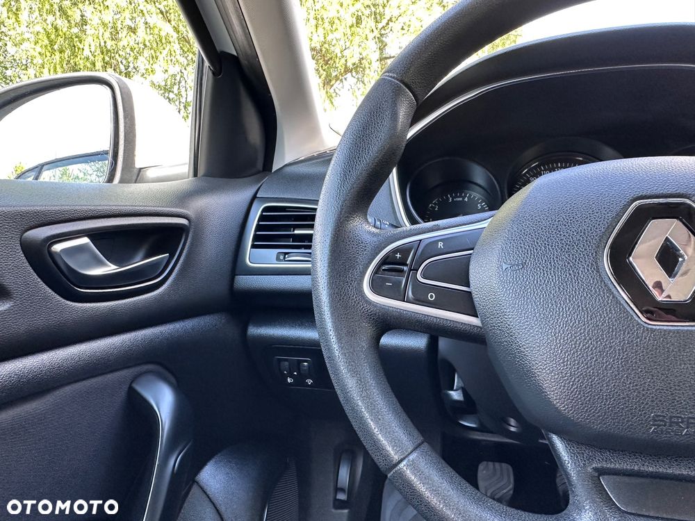 Renault Megane ENERGY TCe 100 LIFE - 18