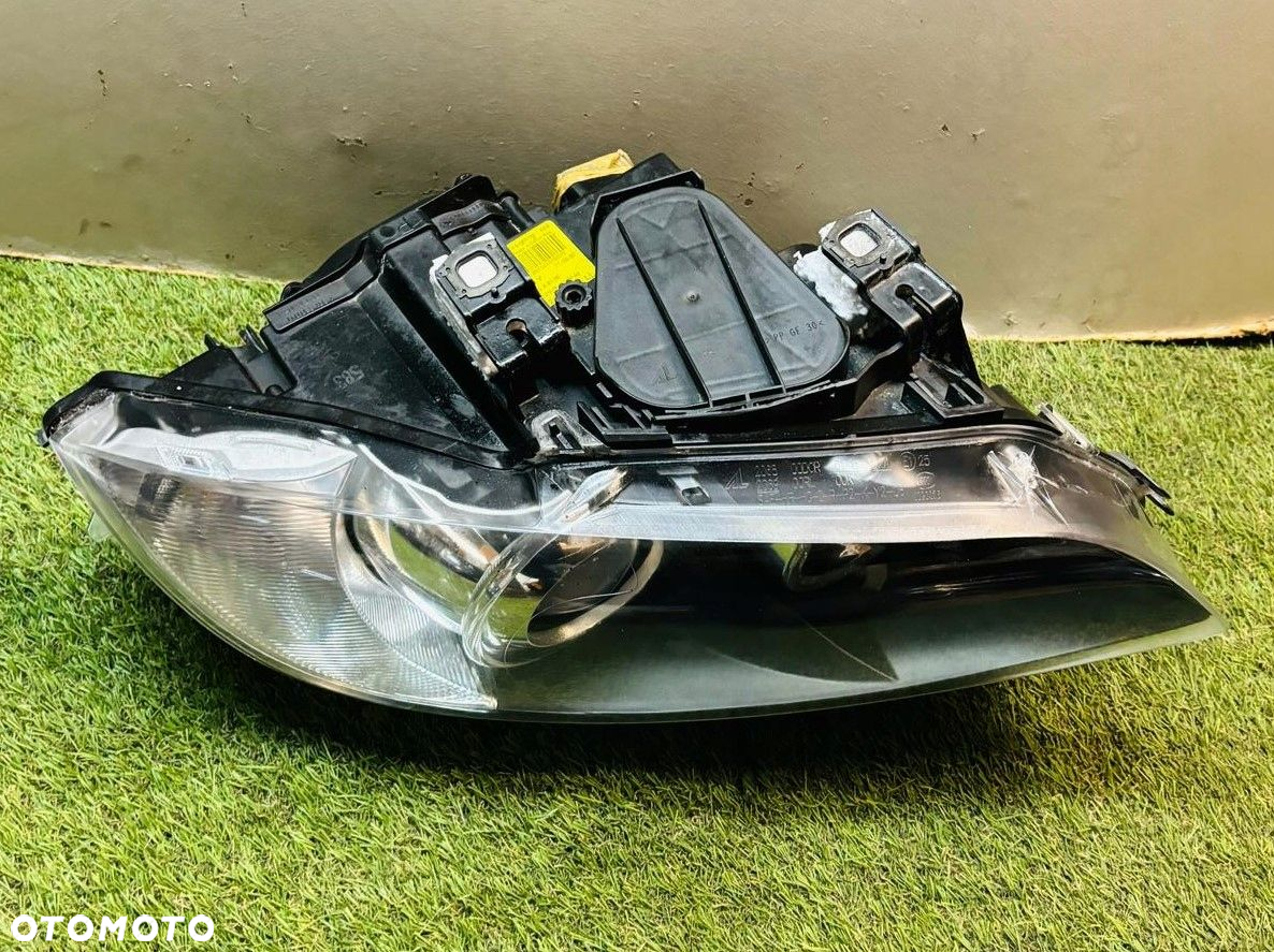 LAMPA PRAWA REFLEKTOR PRAWY BMW E92 E93 M3 BIXENON NIESKRĘTNY ORYGINAŁ EU - 2