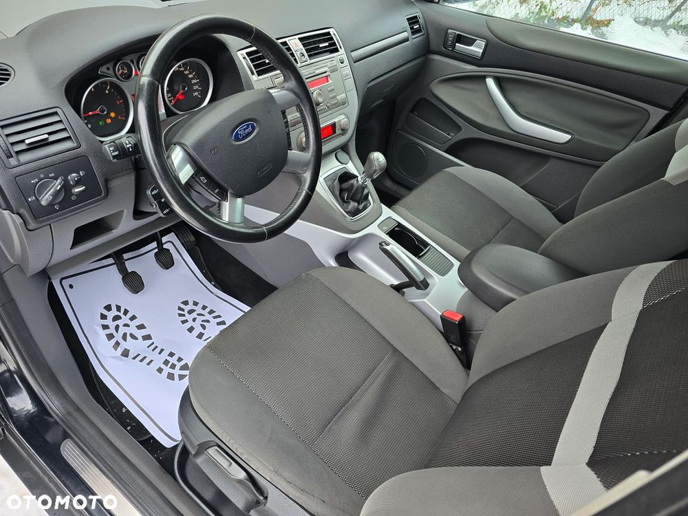 Ford Kuga 2.0 TDCi 2x4 Trend - 16