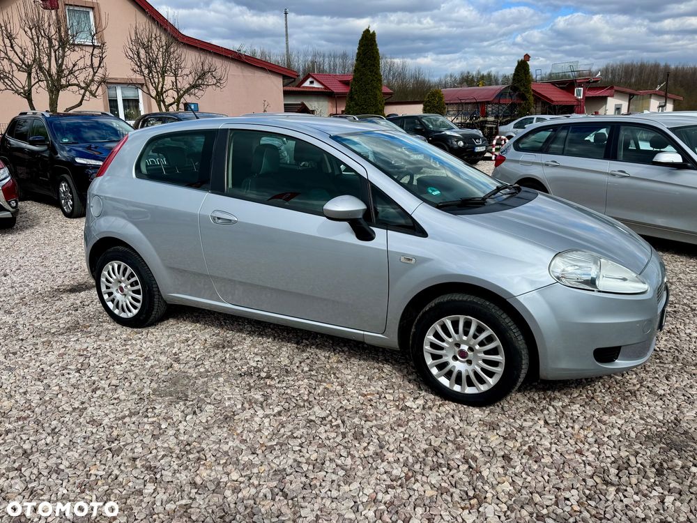 Fiat Grande Punto - 12