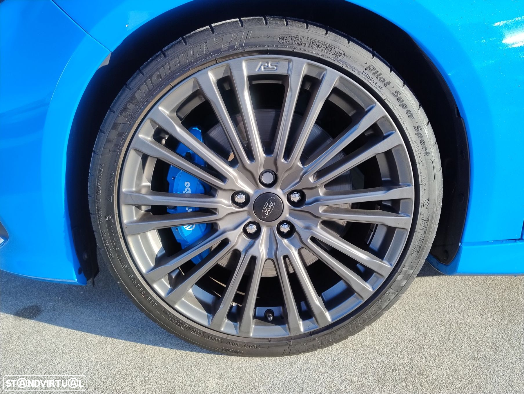 Ford Focus 2.3 EcoBoost RS - 13