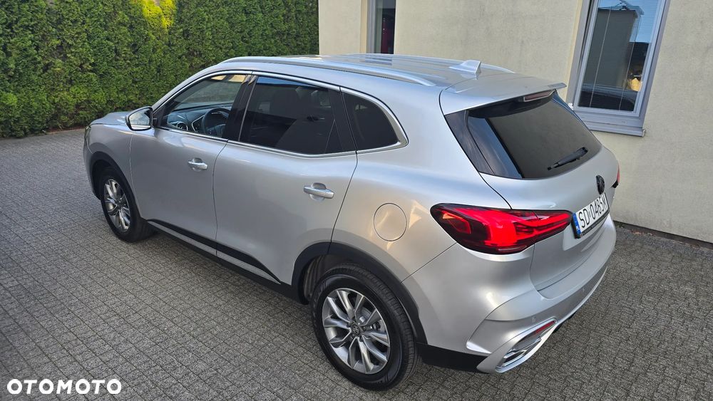 MG HS 1.5 T-GDI Exclusive DCT - 8