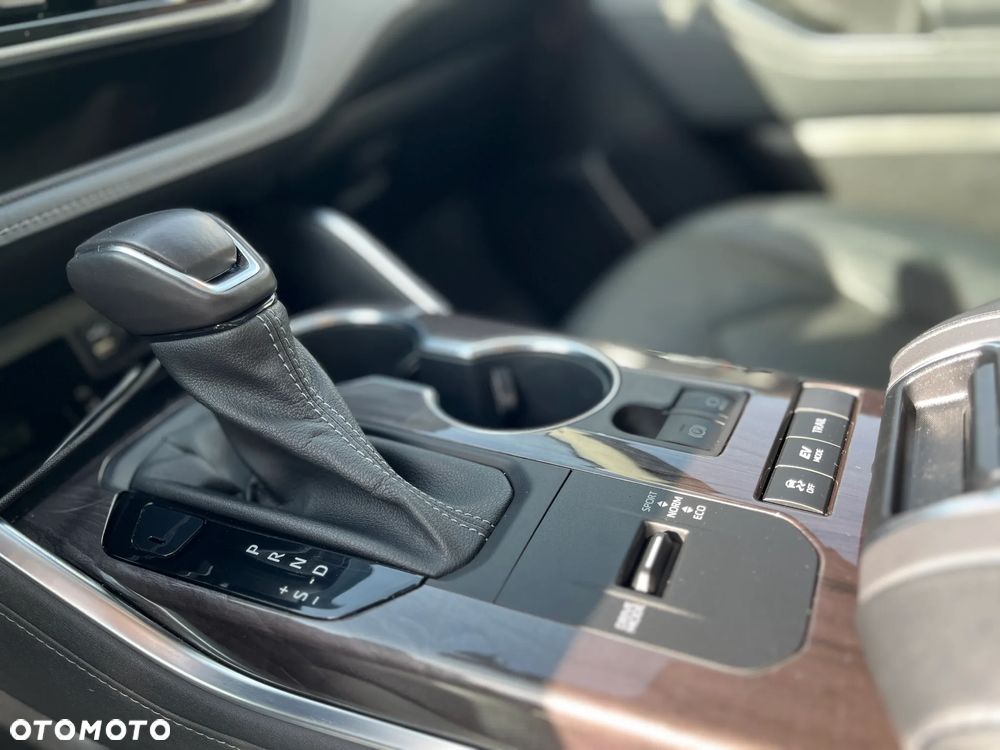 Toyota Highlander 2.5 Hybrid Executive - 34