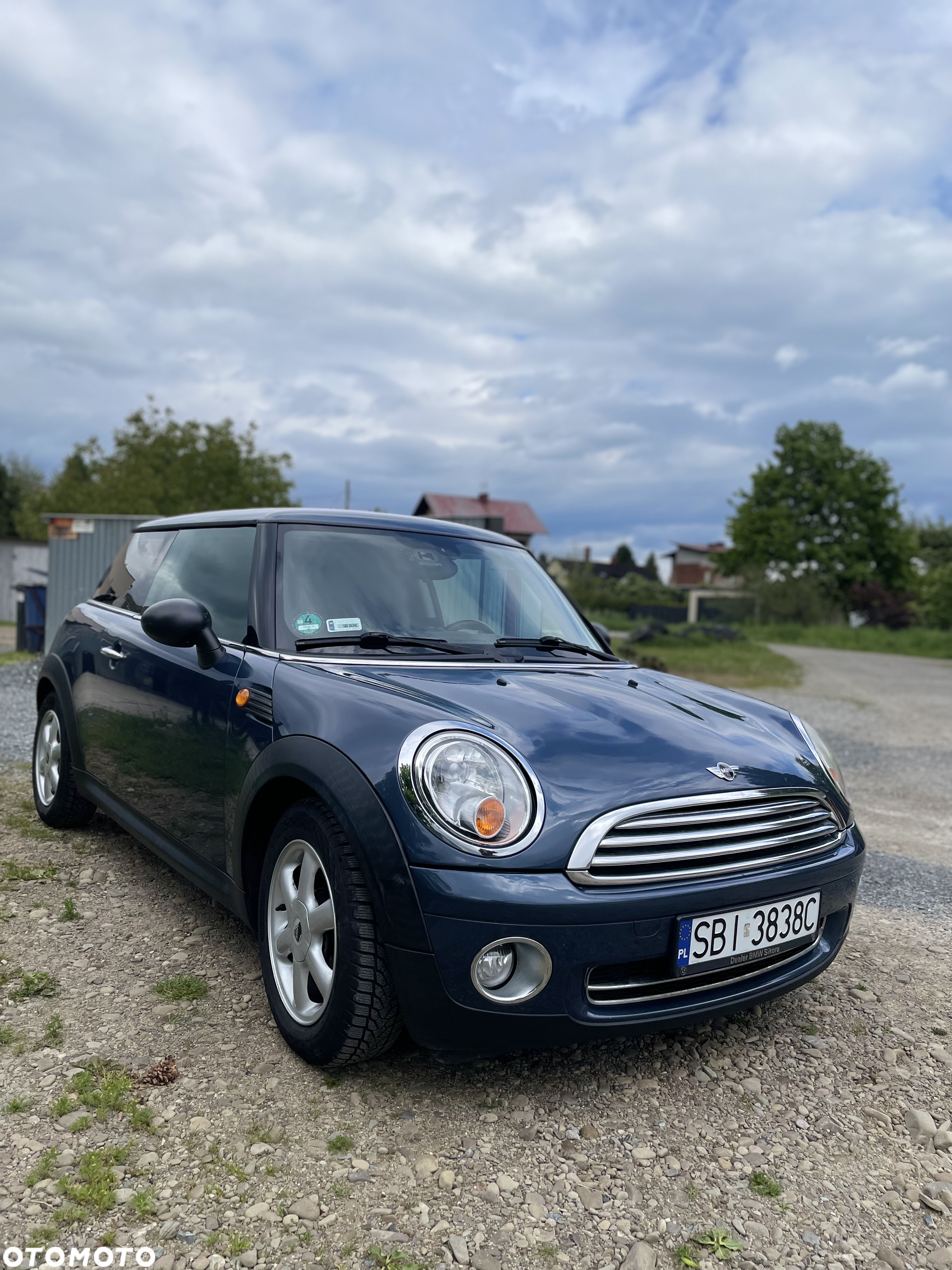 MINI ONE Standard - 27