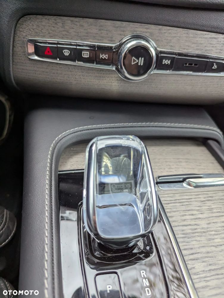 Volvo XC 90 - 12