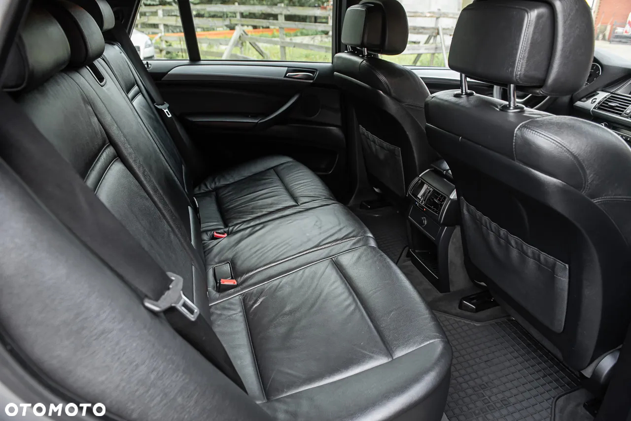 BMW X5 xDrive35d - 27