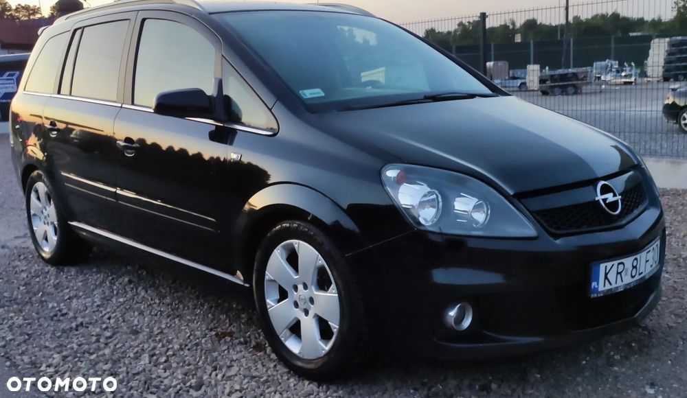 Opel Zafira OPC - 5