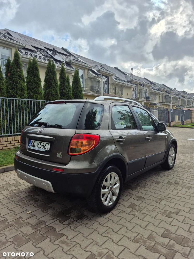 Fiat Sedici 1.6 16V 4x4 Emotion - 3