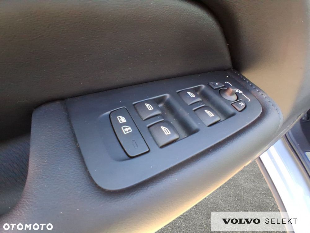 Volvo XC 60 - 21