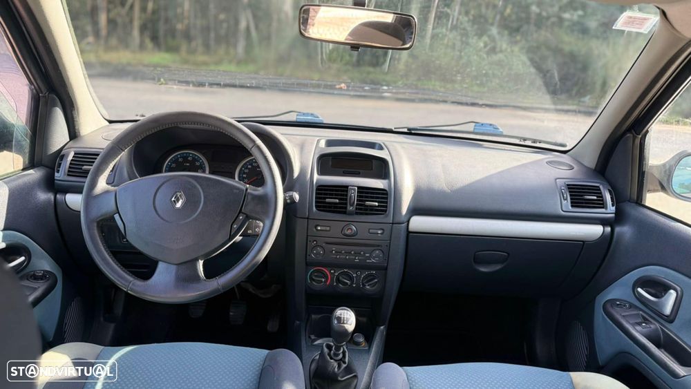 Renault Clio 1.2 16V SE Extreme - 9