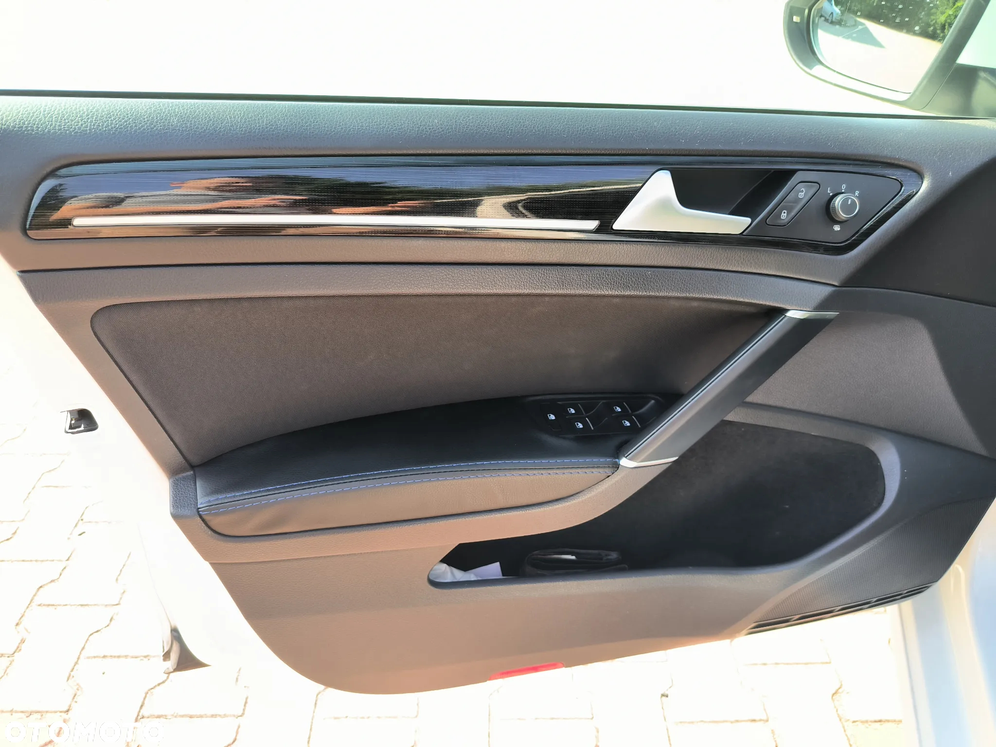 Volkswagen Golf VII 1.6 TDI BMT Highline - 16