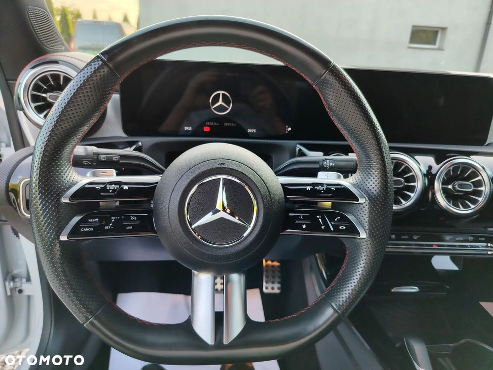 Mercedes-Benz CLA 200 d 8G-DCT AMG Line - 20