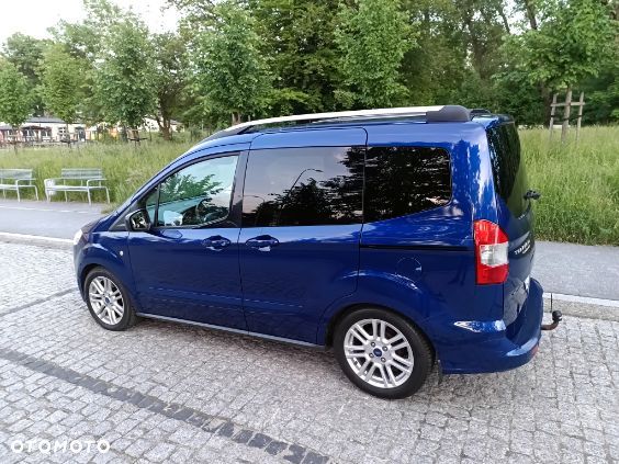 Ford Tourneo Courier 1.0 EcoBoost Titanium - 14