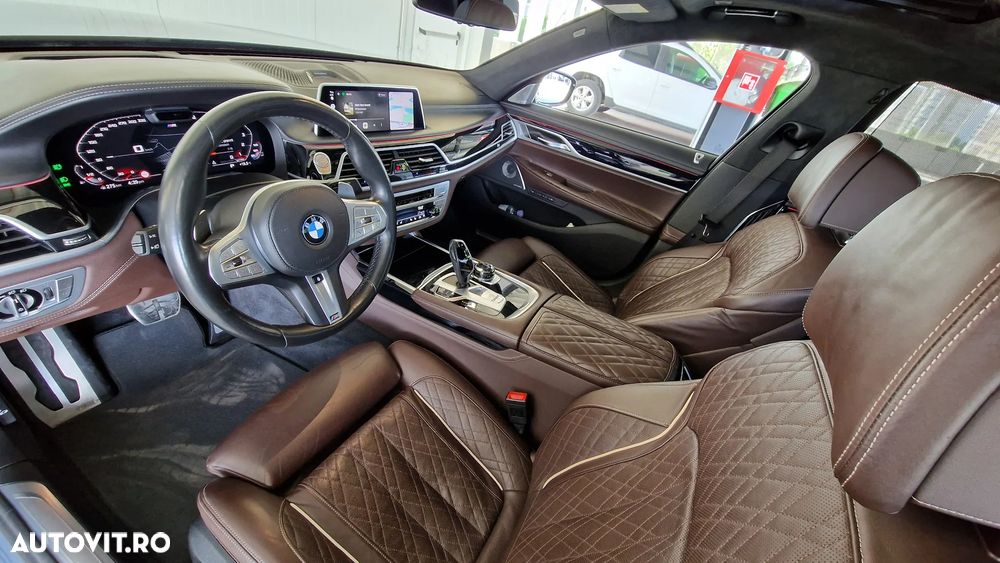 BMW Seria 7 750i xDrive - 7