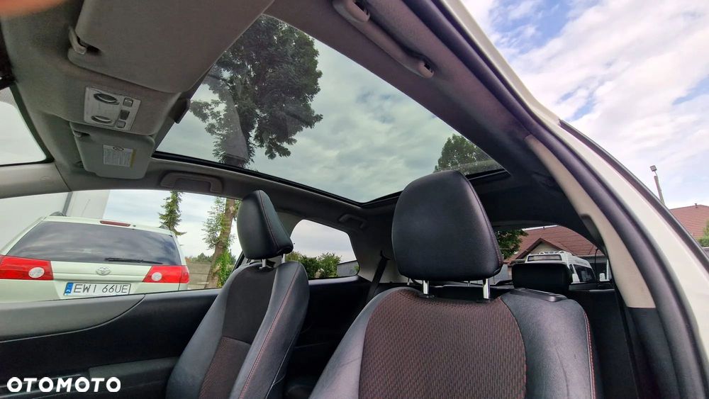 Toyota Yaris 1.4 D-4D - 13