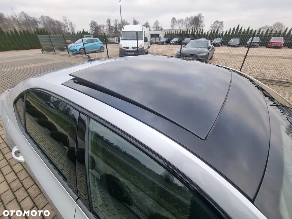 Skoda Superb 2.0 TDI 4x4 DSG Sportline - 9