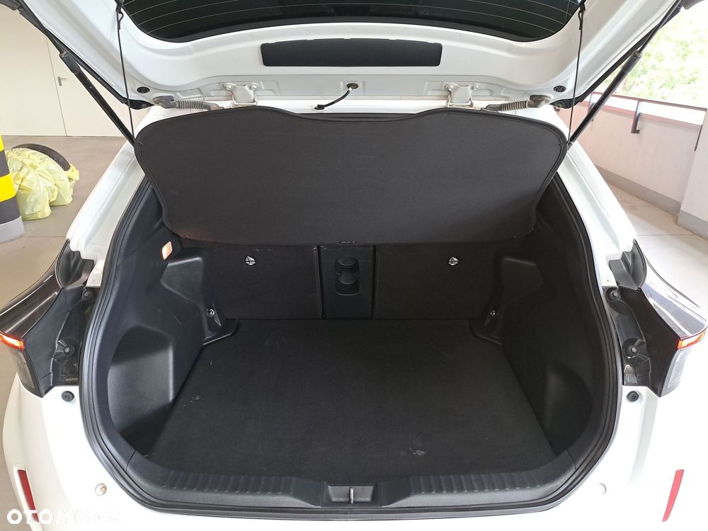 Toyota Yaris Cross Hybrid 1.5 Style AWD - 14