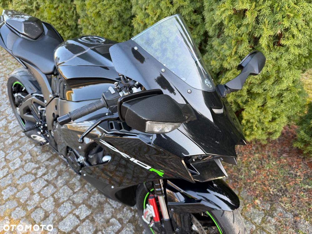Kawasaki ZXR - 10