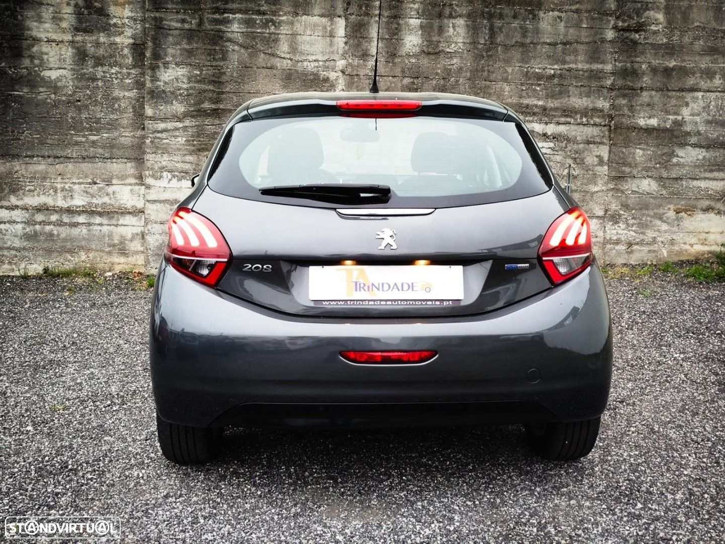 Peugeot 208 1.2 PureTech Signature - 18