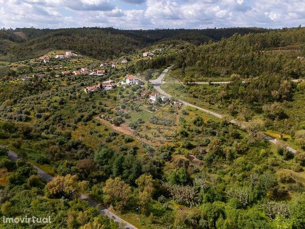 Moradia T2 para venda - Grande imagem: 2/9