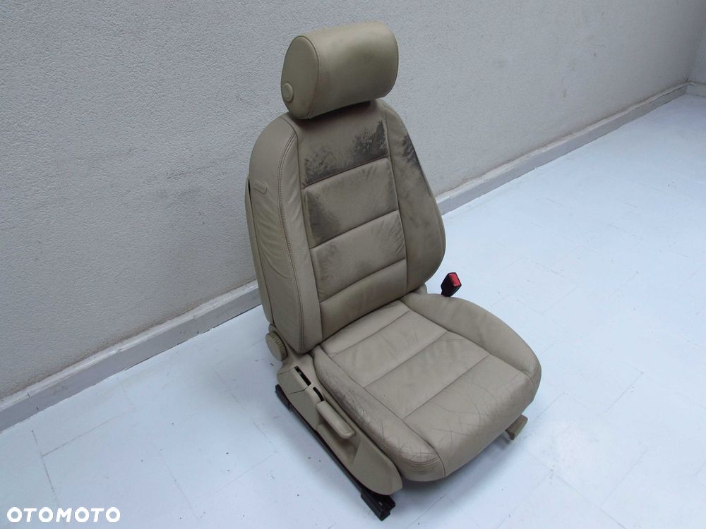 AUDI A6 C6 AVANT 04-11 FOTEL SIEDZENIE PRZOD PRAWY SKORA JASNA - 2