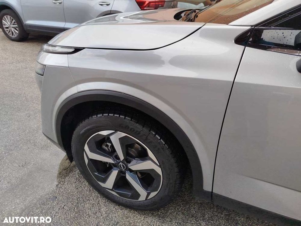 Nissan Qashqai 1.3 DIG-T N-CONNECTA - 35