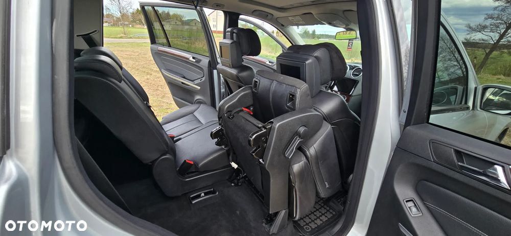 Mercedes-Benz GL 450 - 29