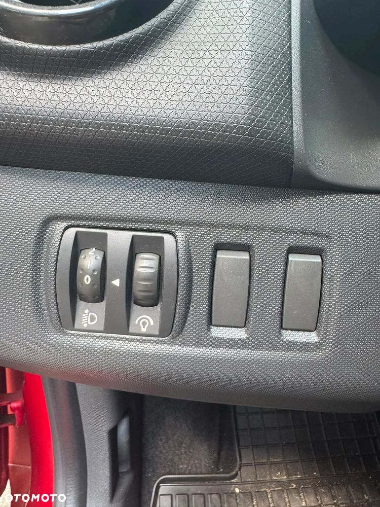 Renault Clio 1.2 16V 75 Start - 13